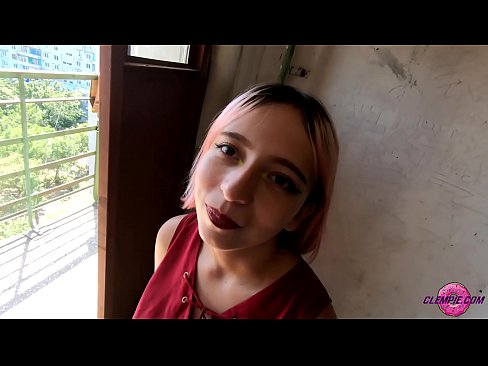❤️ Cov tub ntxhais kawm Sensual Sucks ib tug neeg txawv txawv nyob rau hauv lub Outback - Cum ntawm nws lub ntsej muag ️❌ Sex video ntawm hmn.xlxxporno.ru% ❤